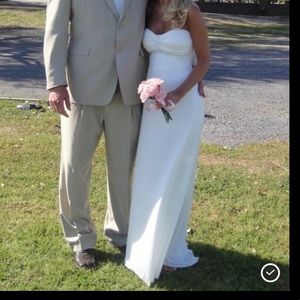 Simple wedding dress white/cream Size 1/2